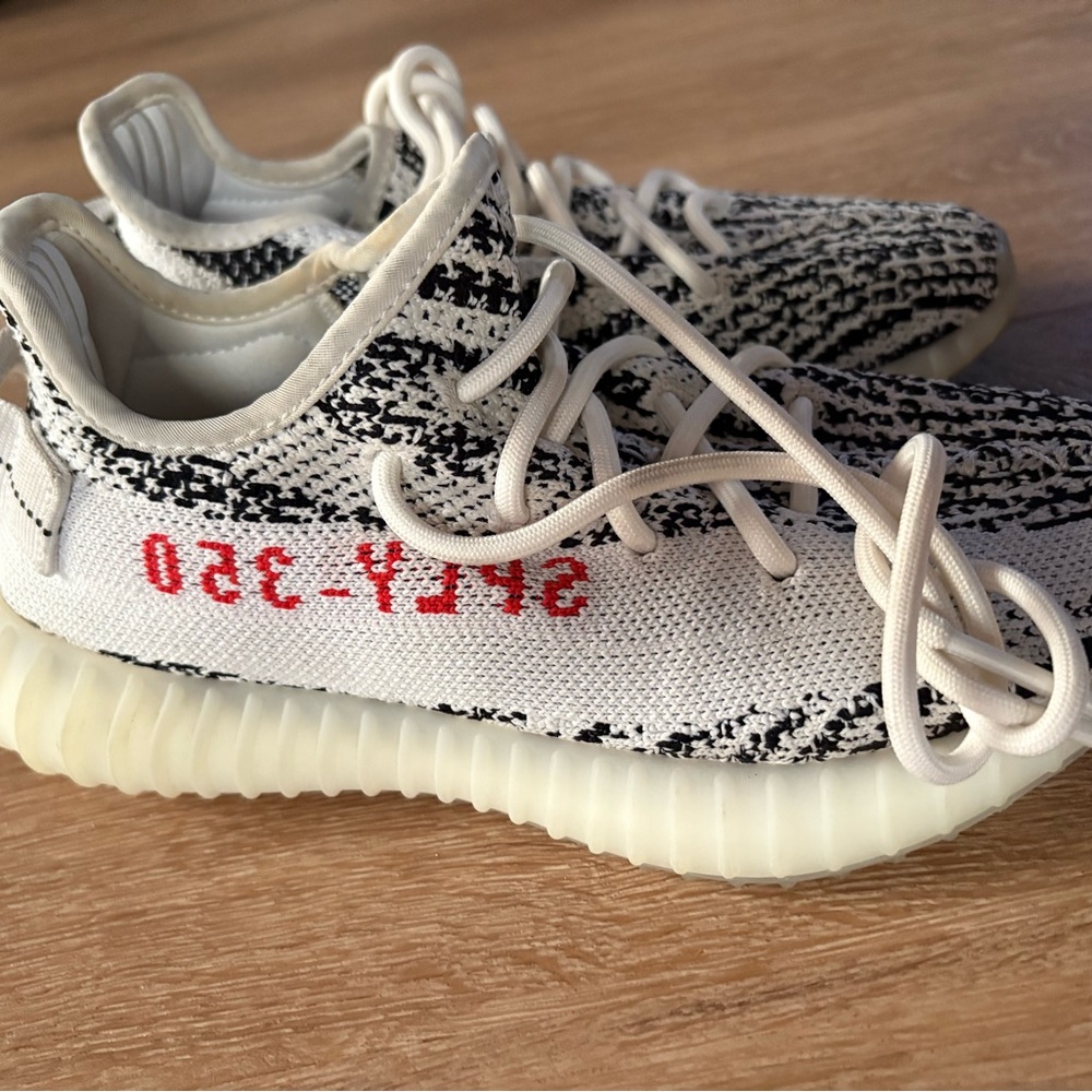 Zebra Yeezys size 4!